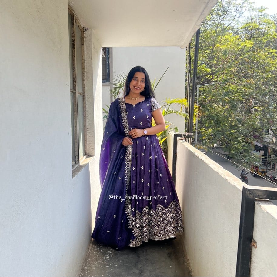 Violet dress   gold