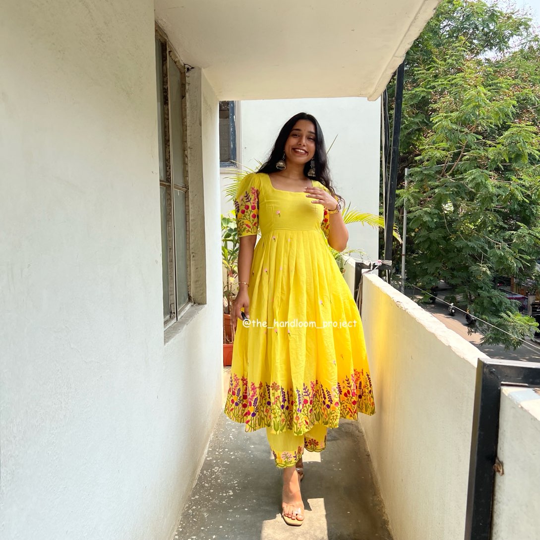 Yellow - bloomish