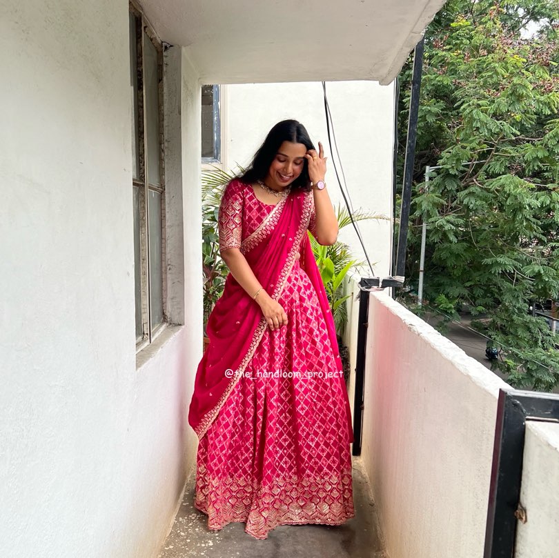 Pink raagam