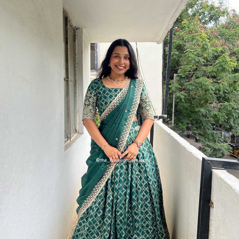 Green raagam