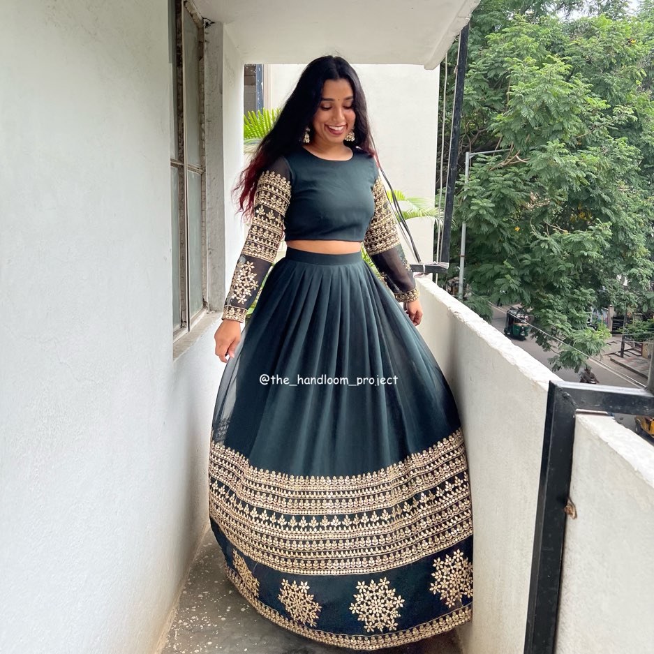 Bottle green - wedding