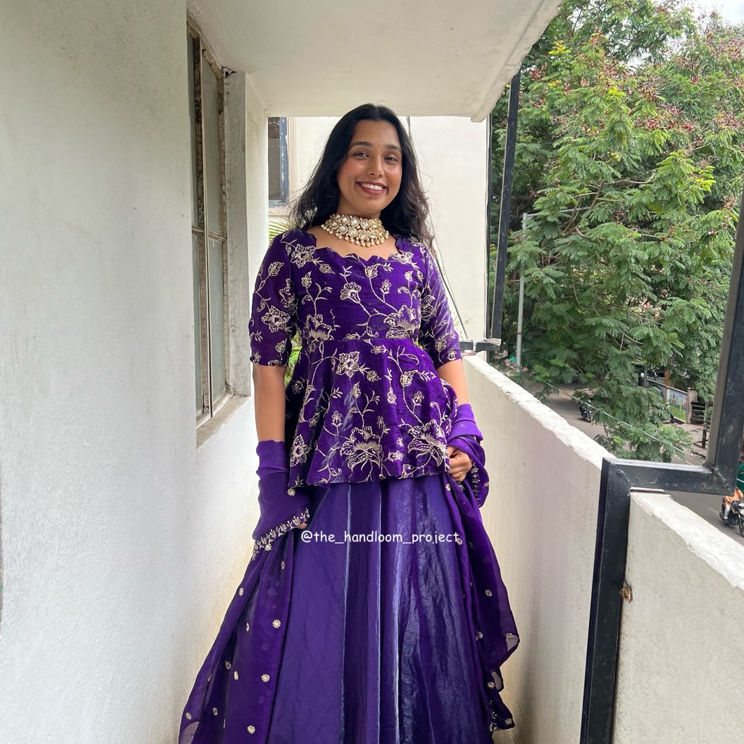 Violet - gulnaar