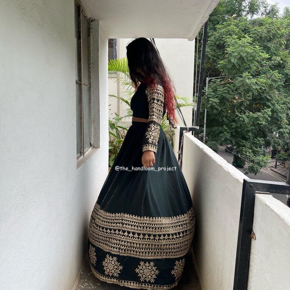 Bottle green - wedding