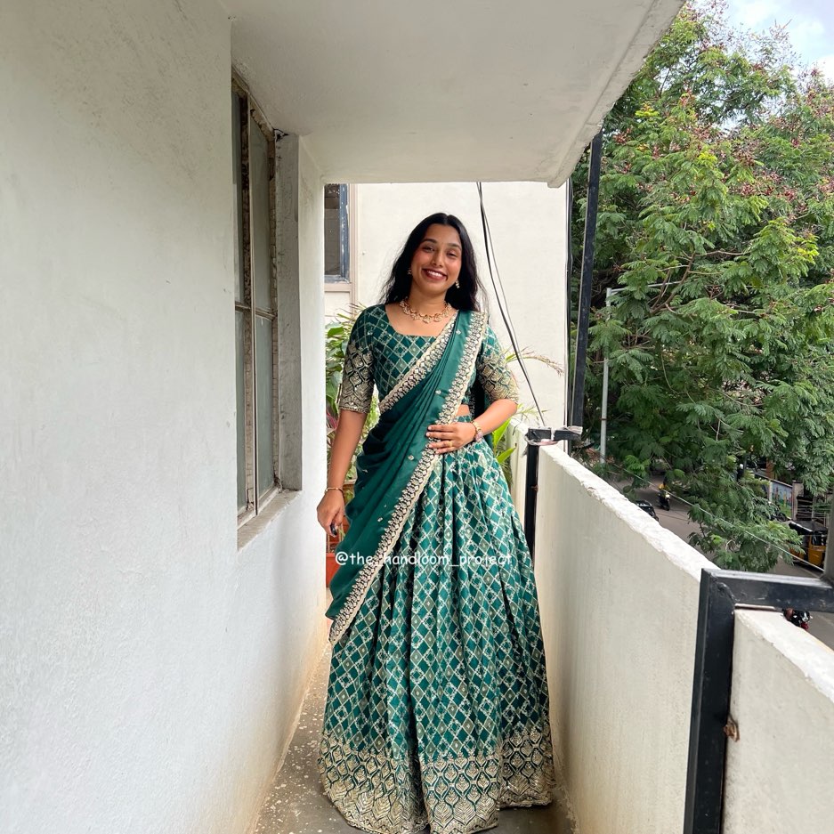 Green raagam