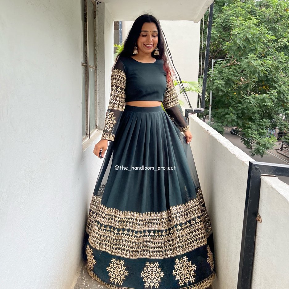 Bottle green - wedding