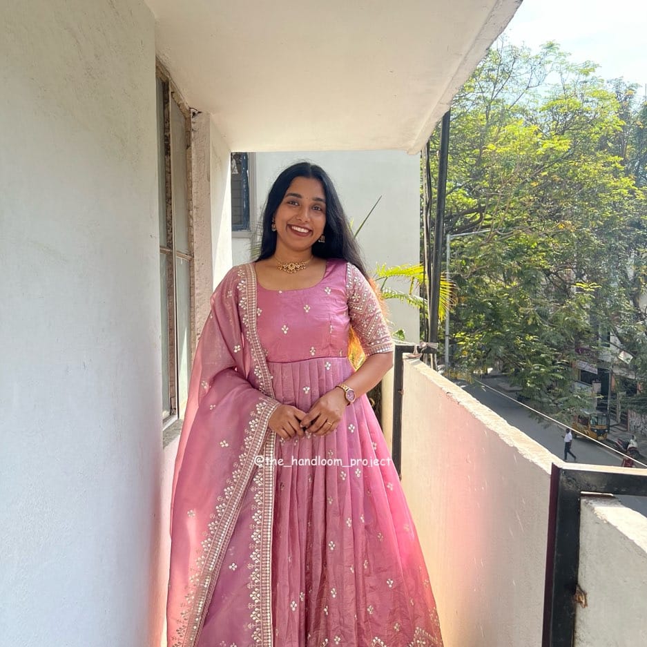 Baby pink dress   gold