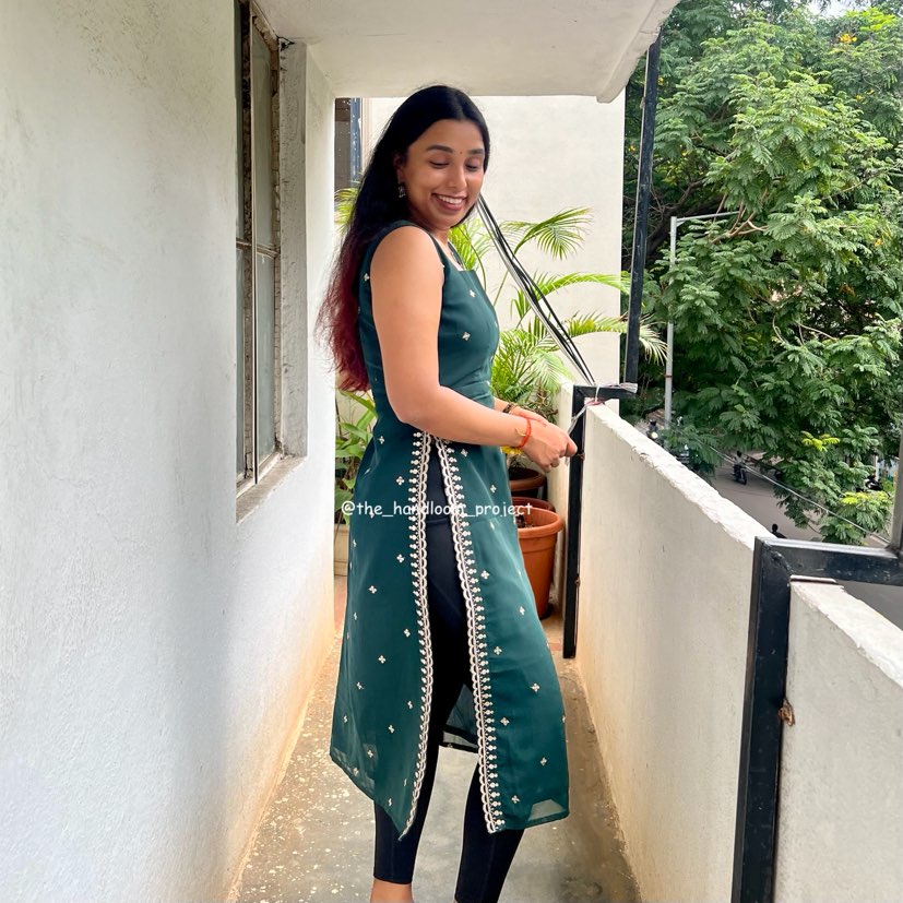 Green Scallop Kurti