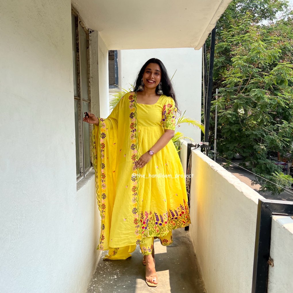 Yellow - bloomish