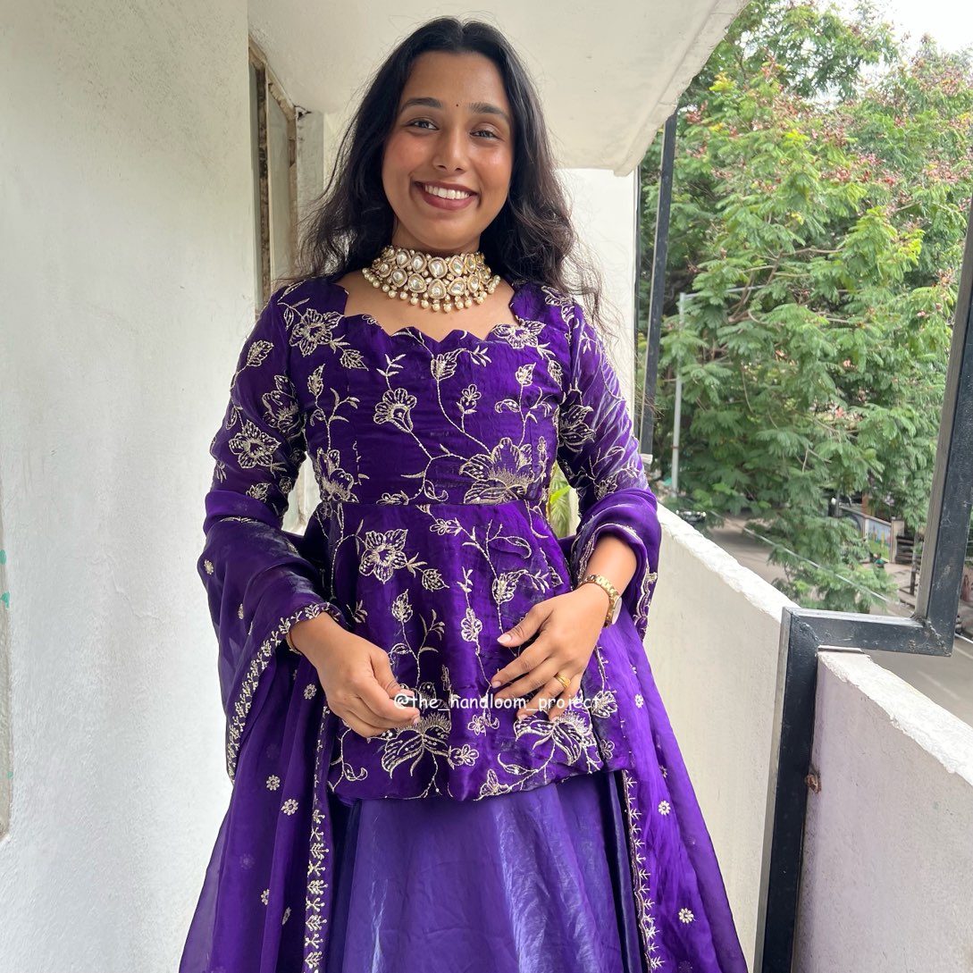 Violet - gulnaar