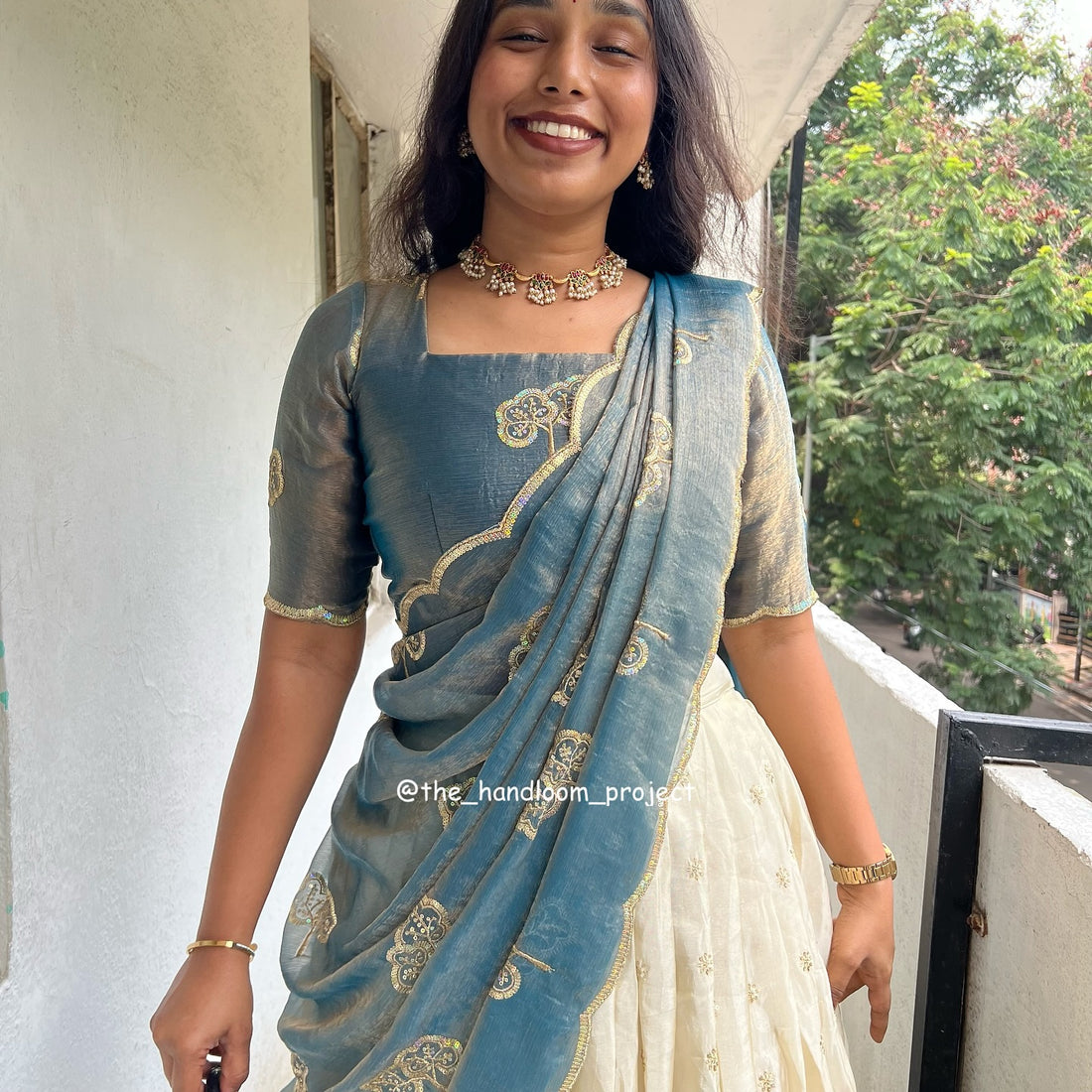 Bluish grey ivory