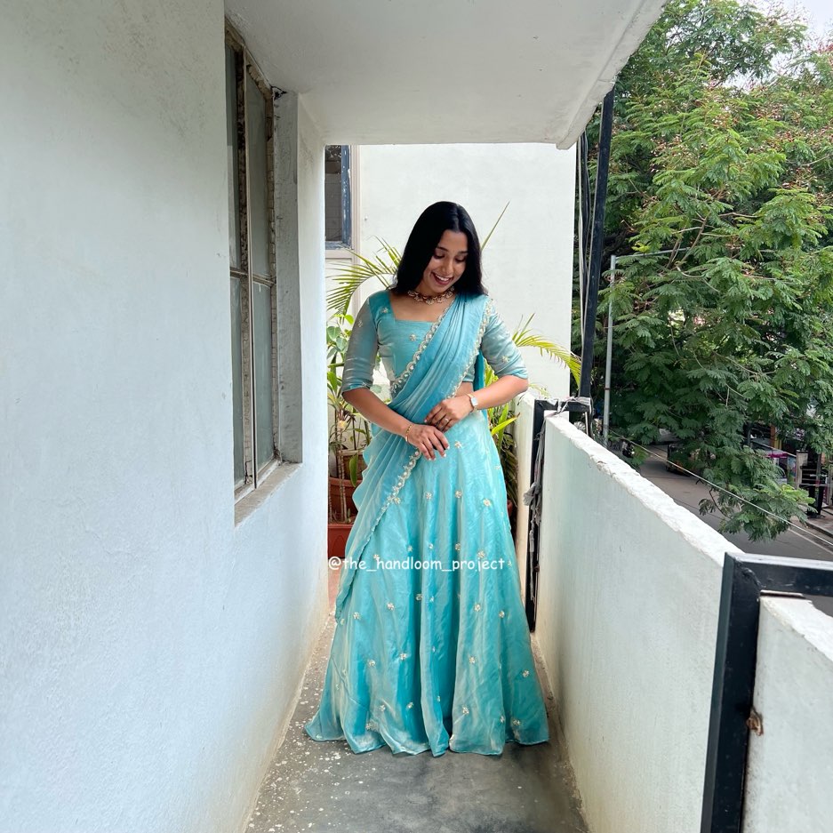 Light blue - diamond