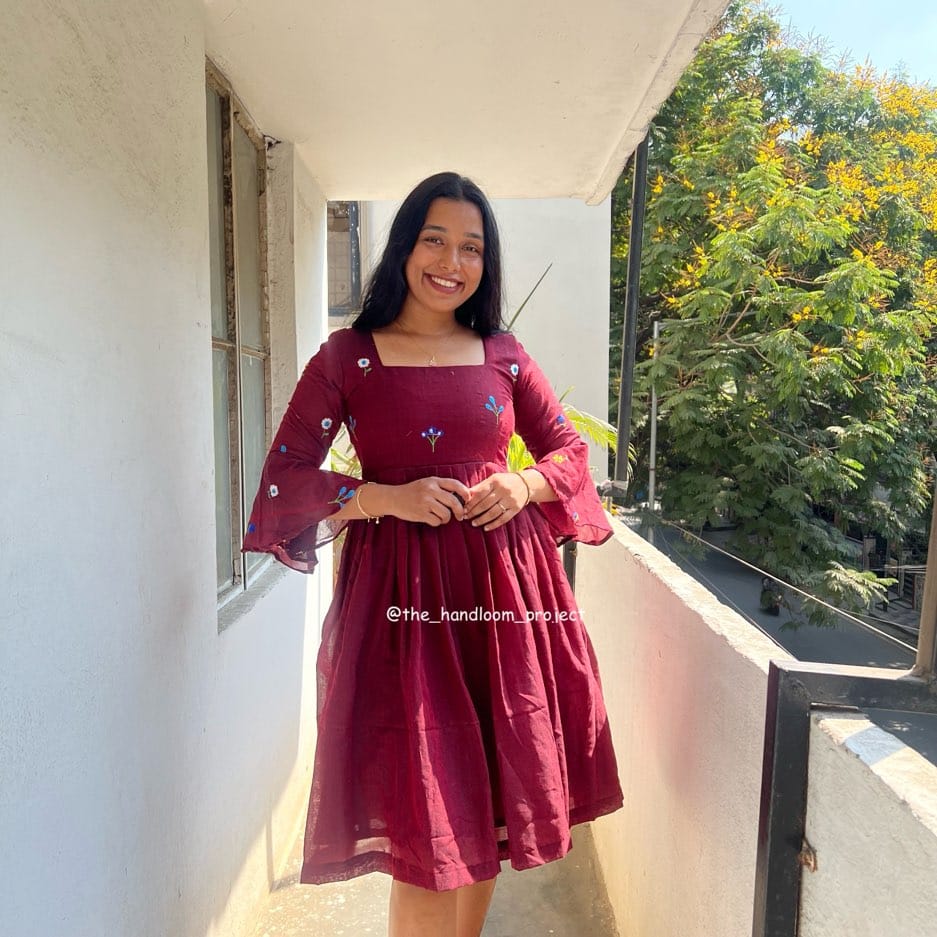 Maroon - petal