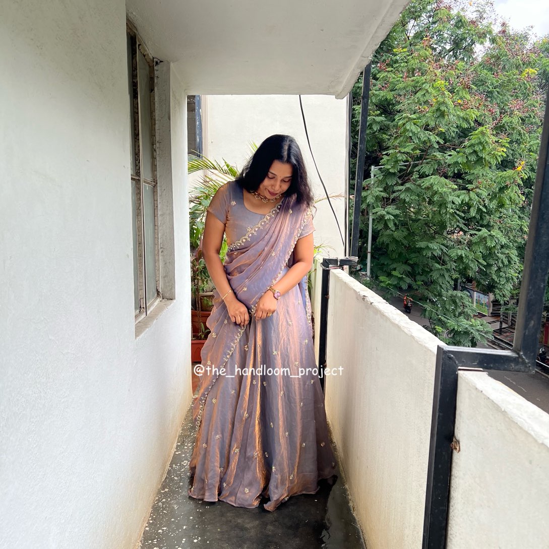 Bluish grey - diamond