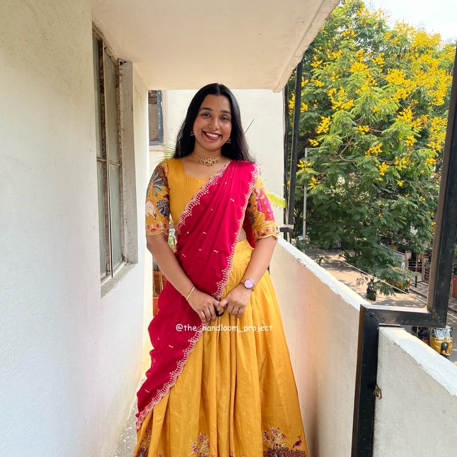 Yellow Red Motif