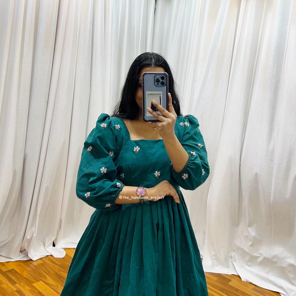 Teal - Daisy