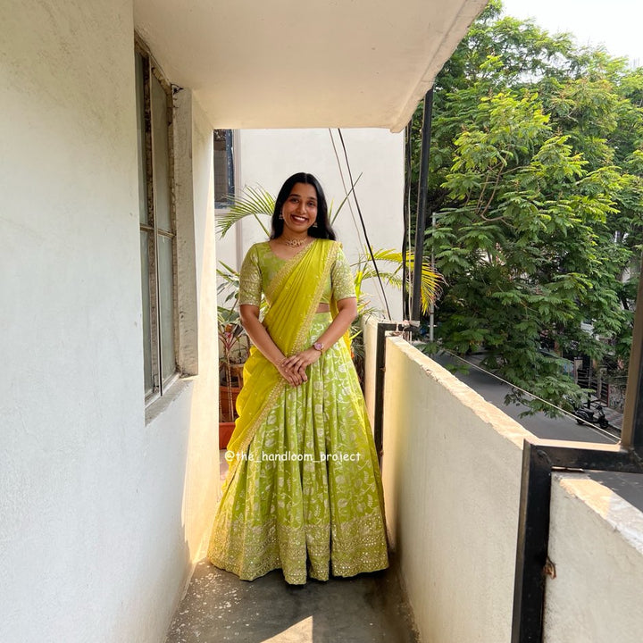 Parrot Green Dhol