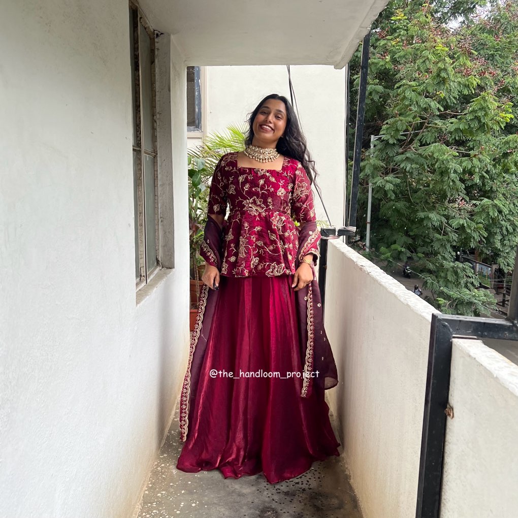 Maroon - gulnaar