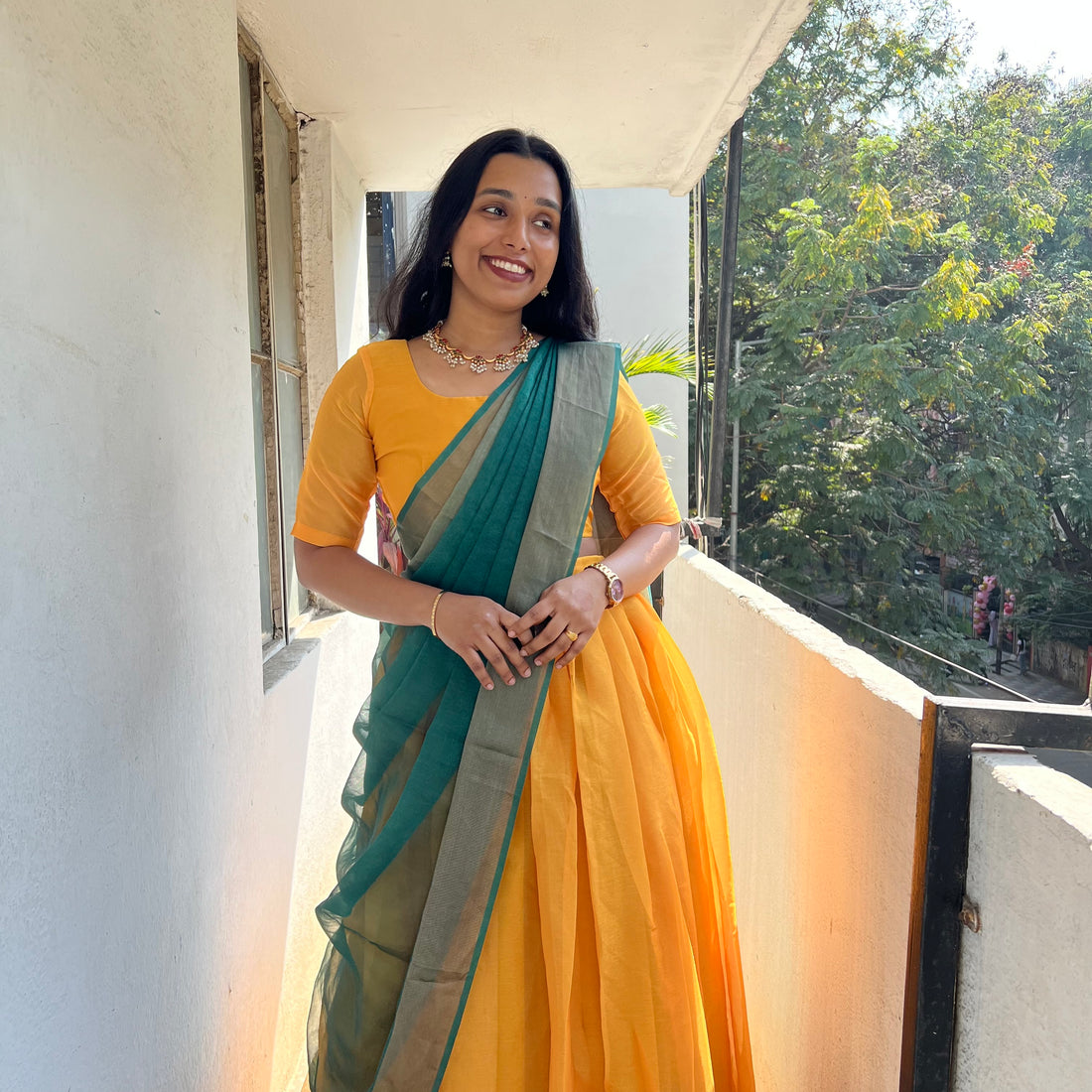 Yellow green - revaa