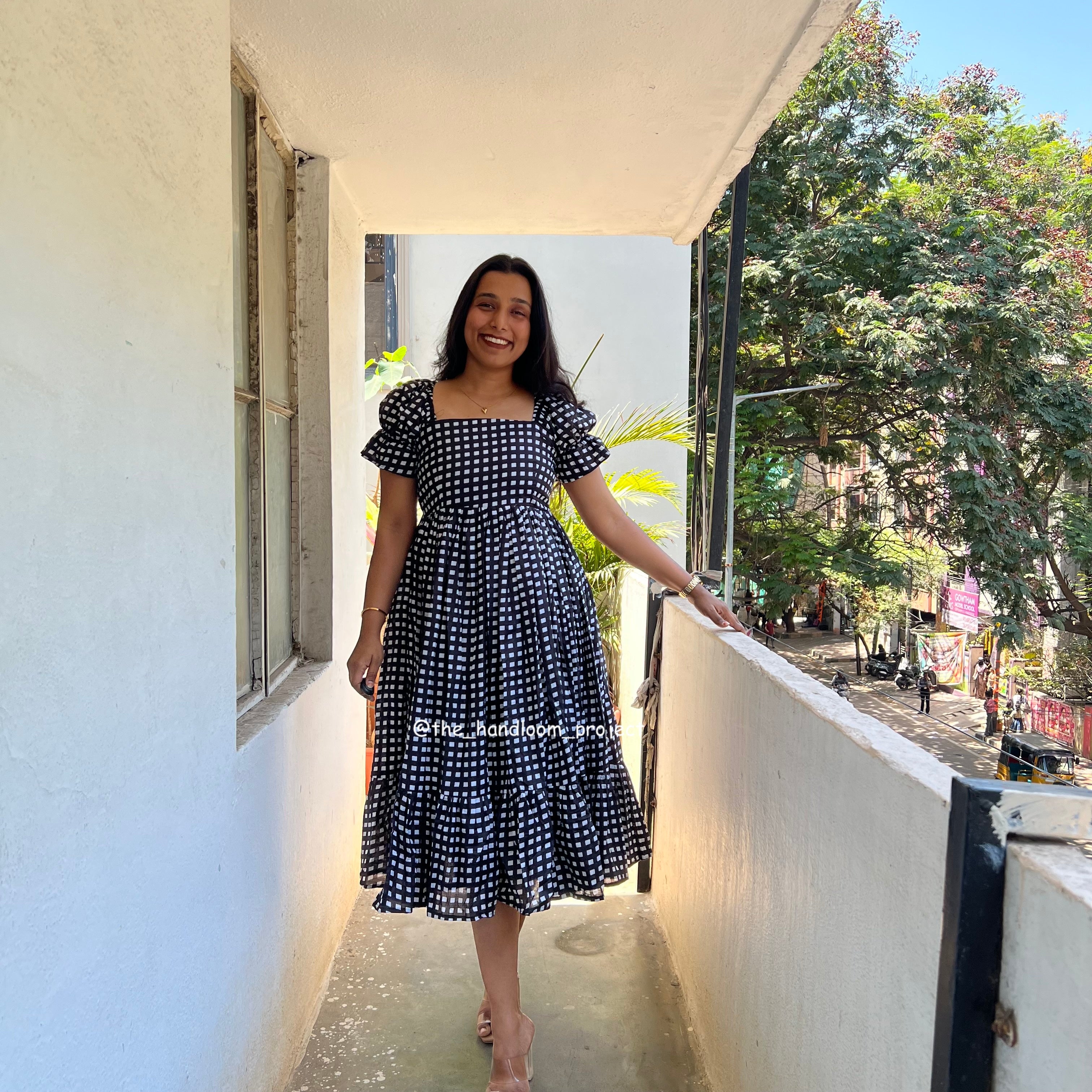 Black - gingham