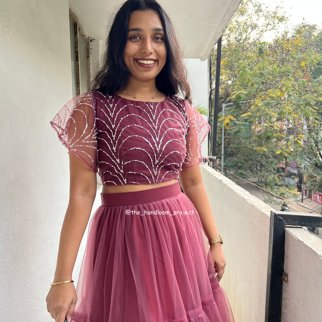 Reddish brown - sheer