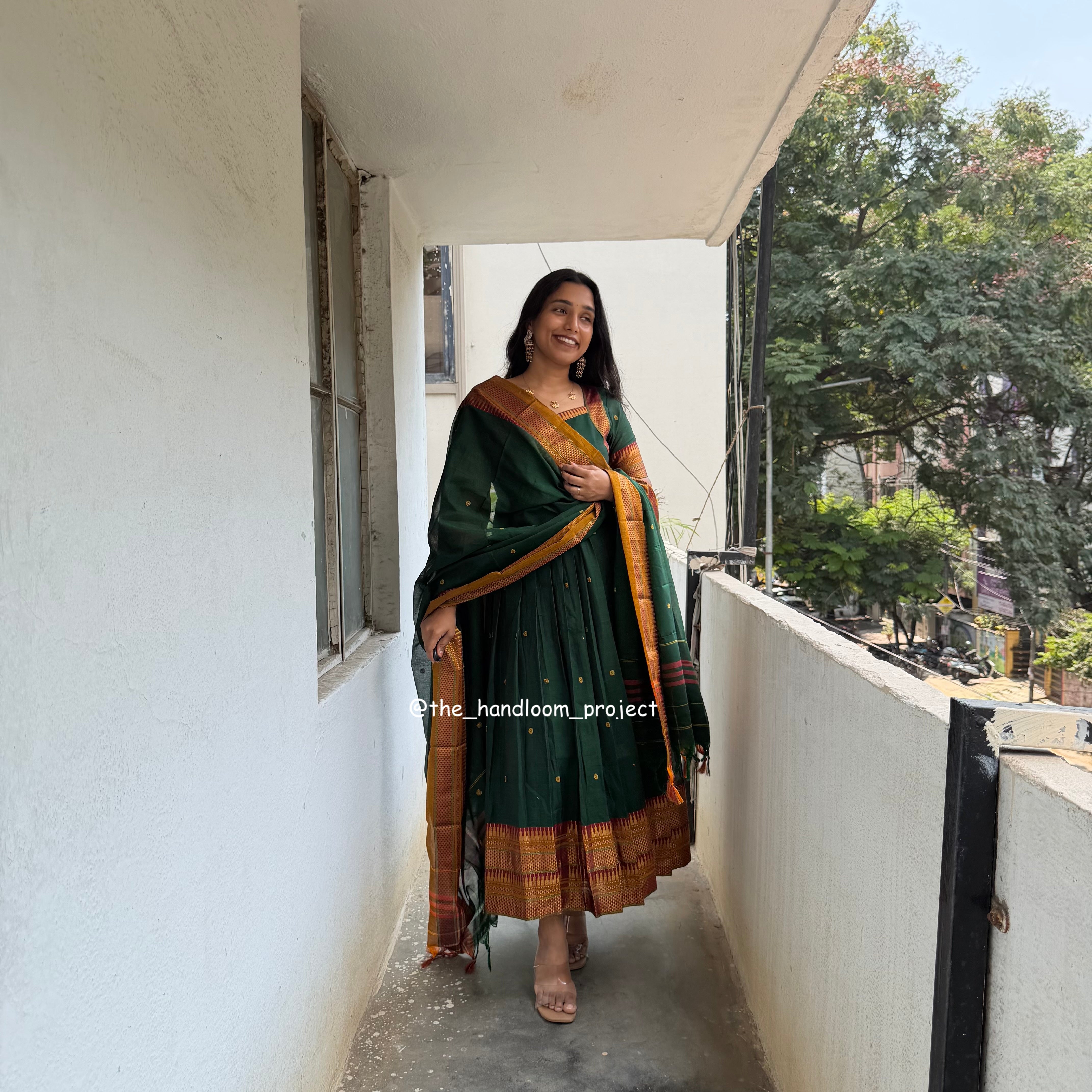 Bottle green - dhara