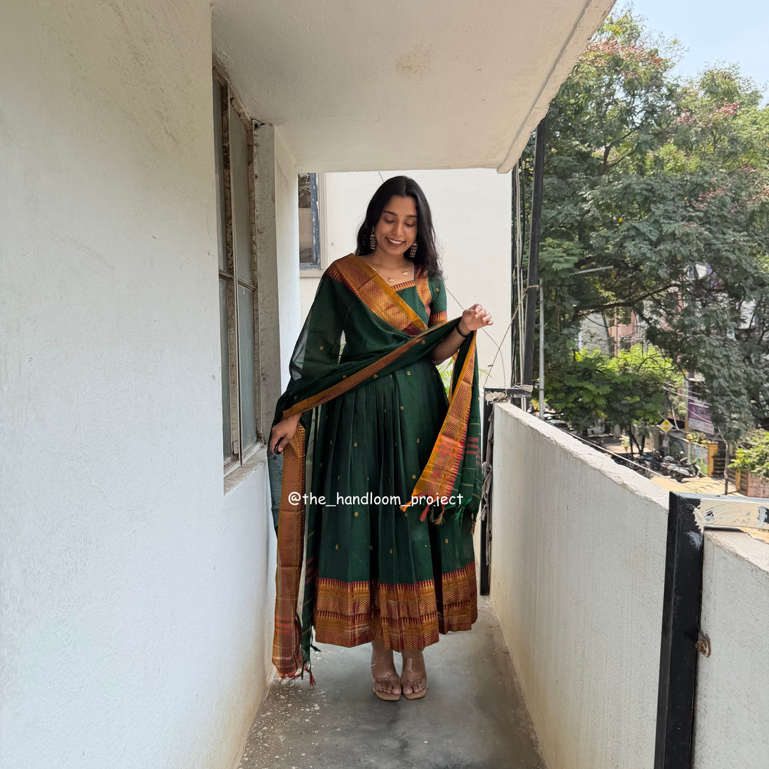 Bottle green - dhara