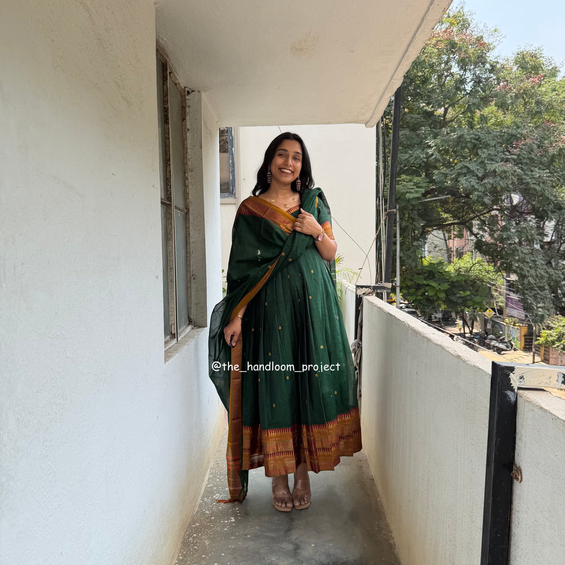 Bottle green - dhara