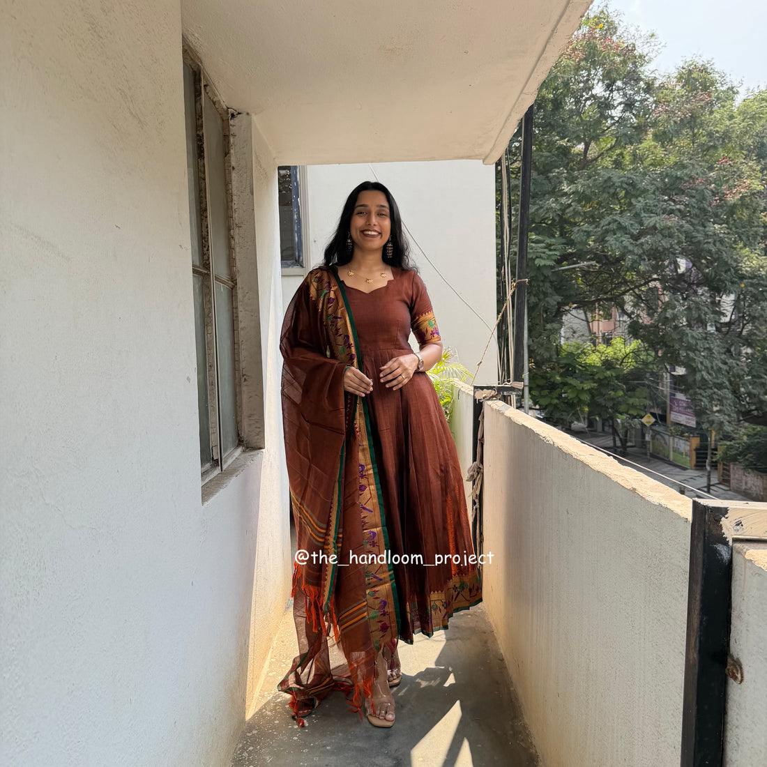 Brown - pythani