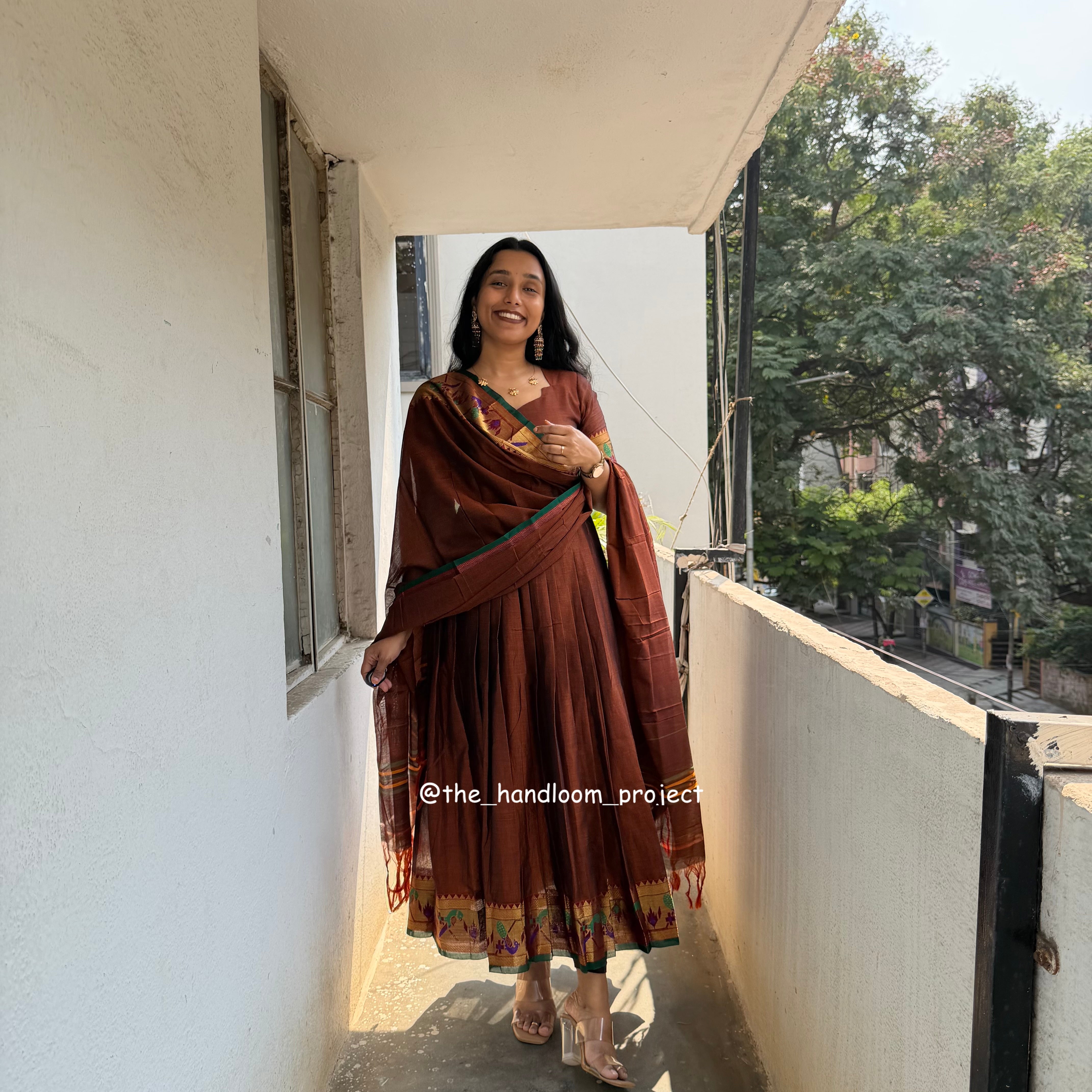 Brown - pythani