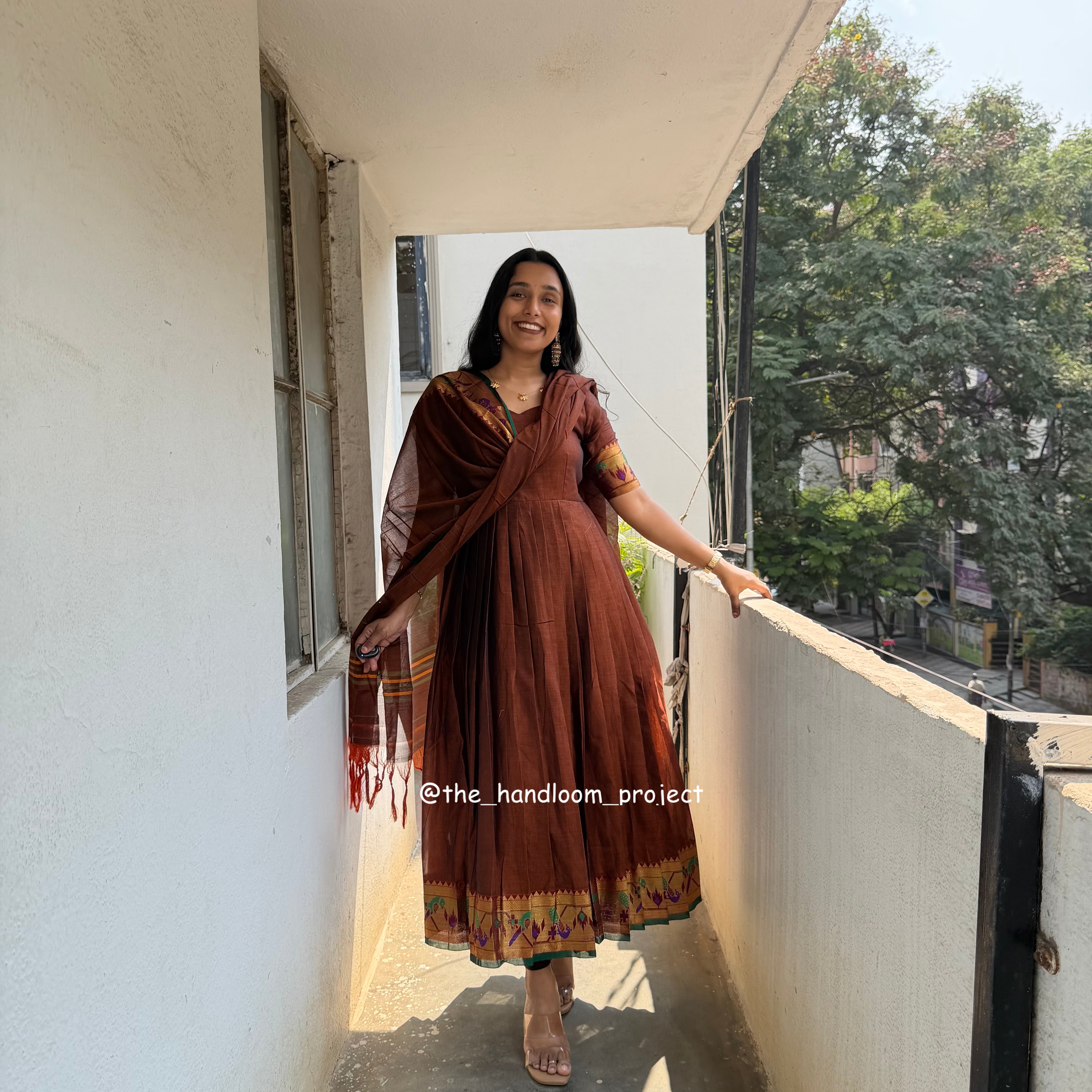 Brown - pythani