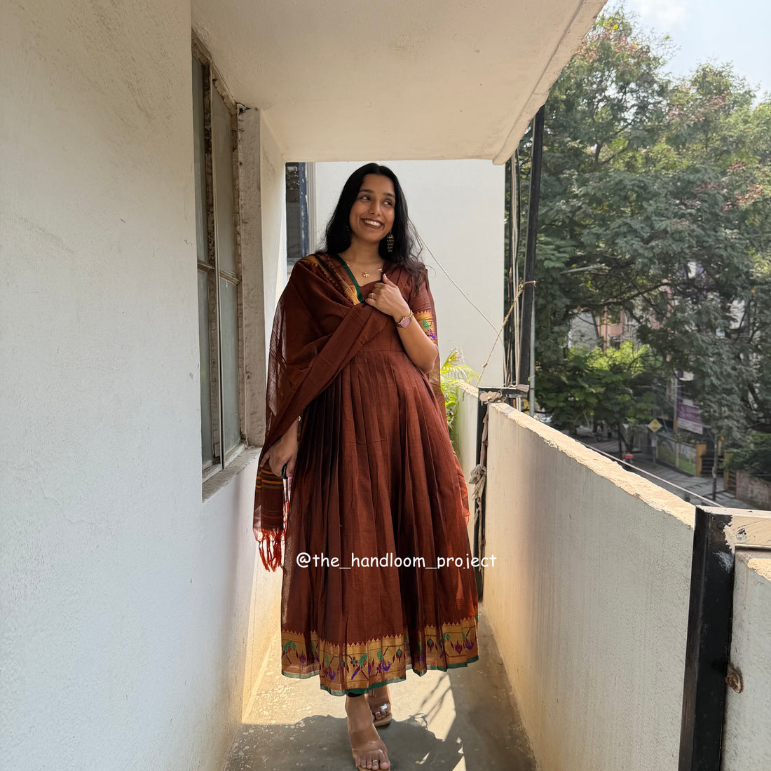 Brown - pythani