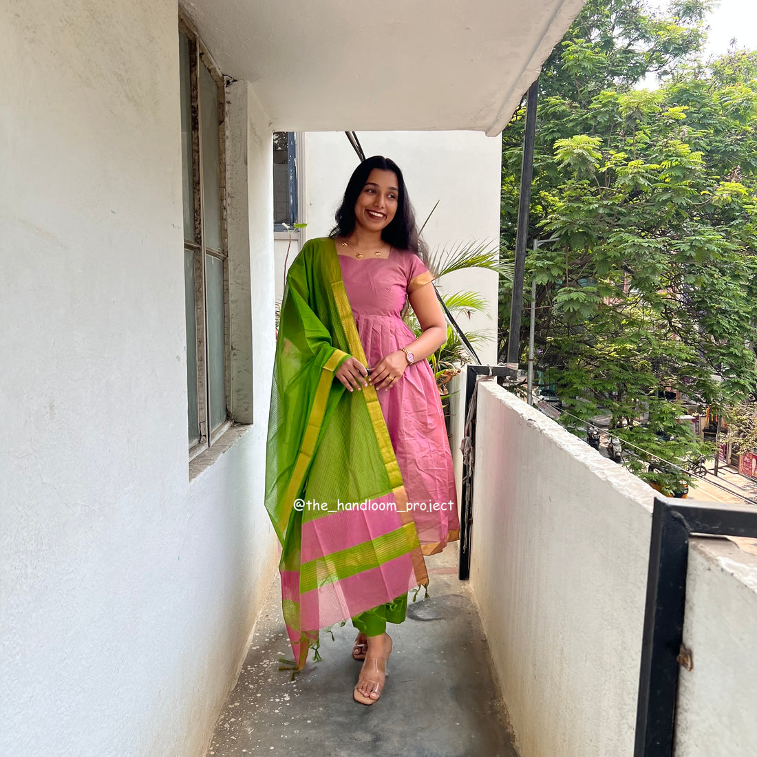 Dusty pink - mangalagiri