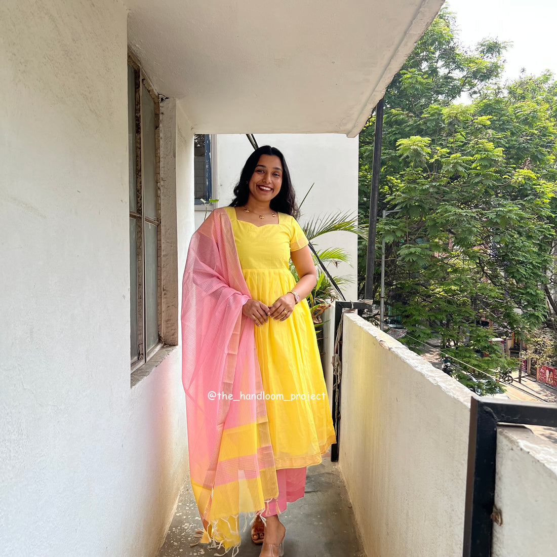 Yellow pink - mangalagiri