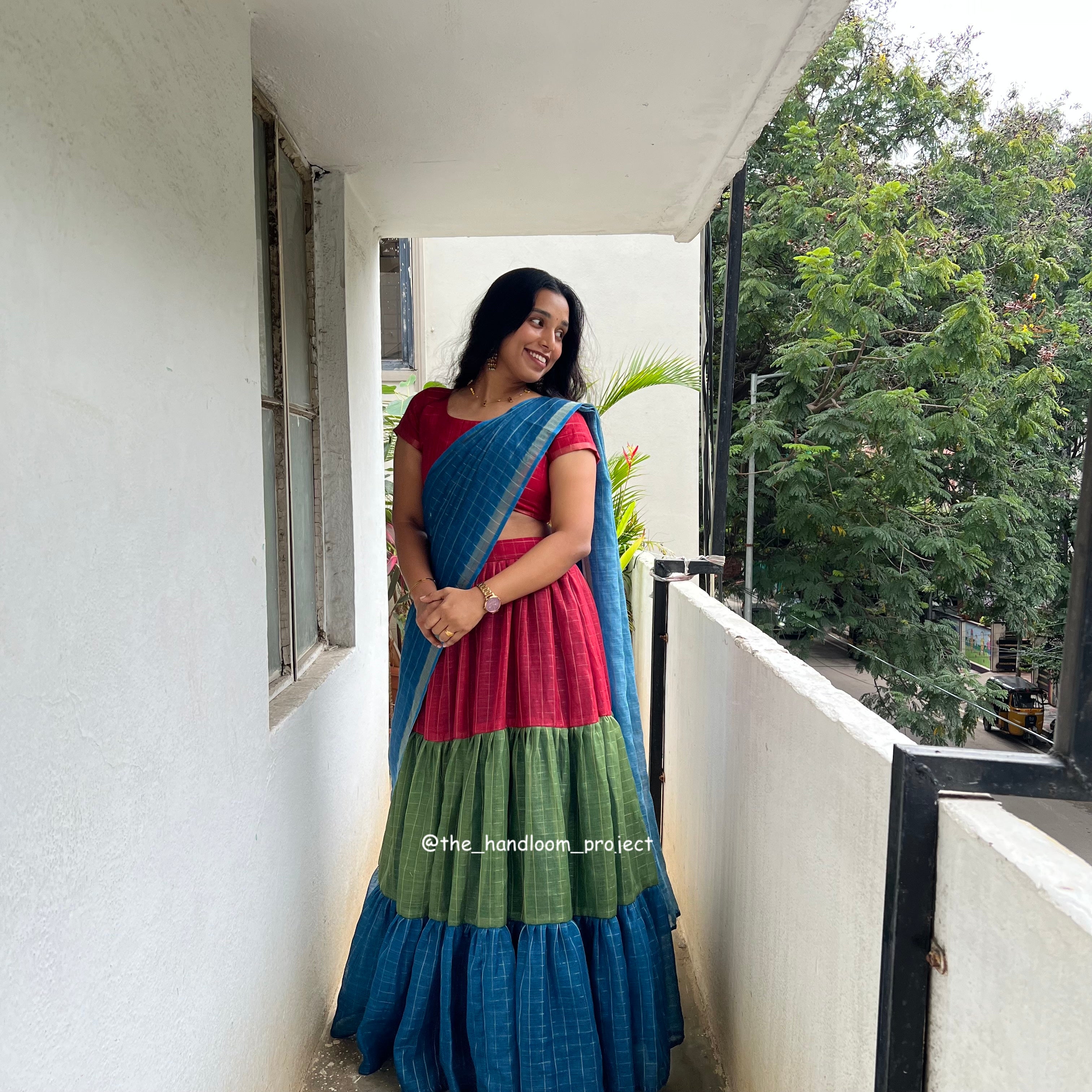 Blue 3 tier - checks