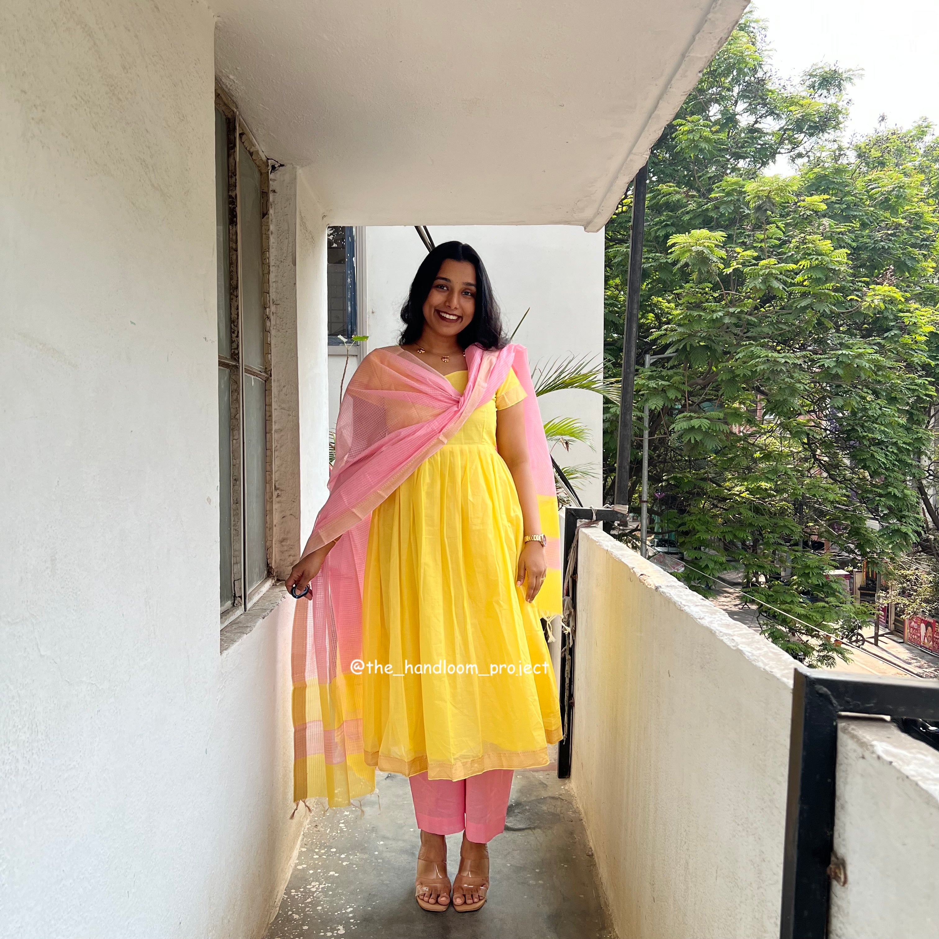 Yellow pink - mangalagiri
