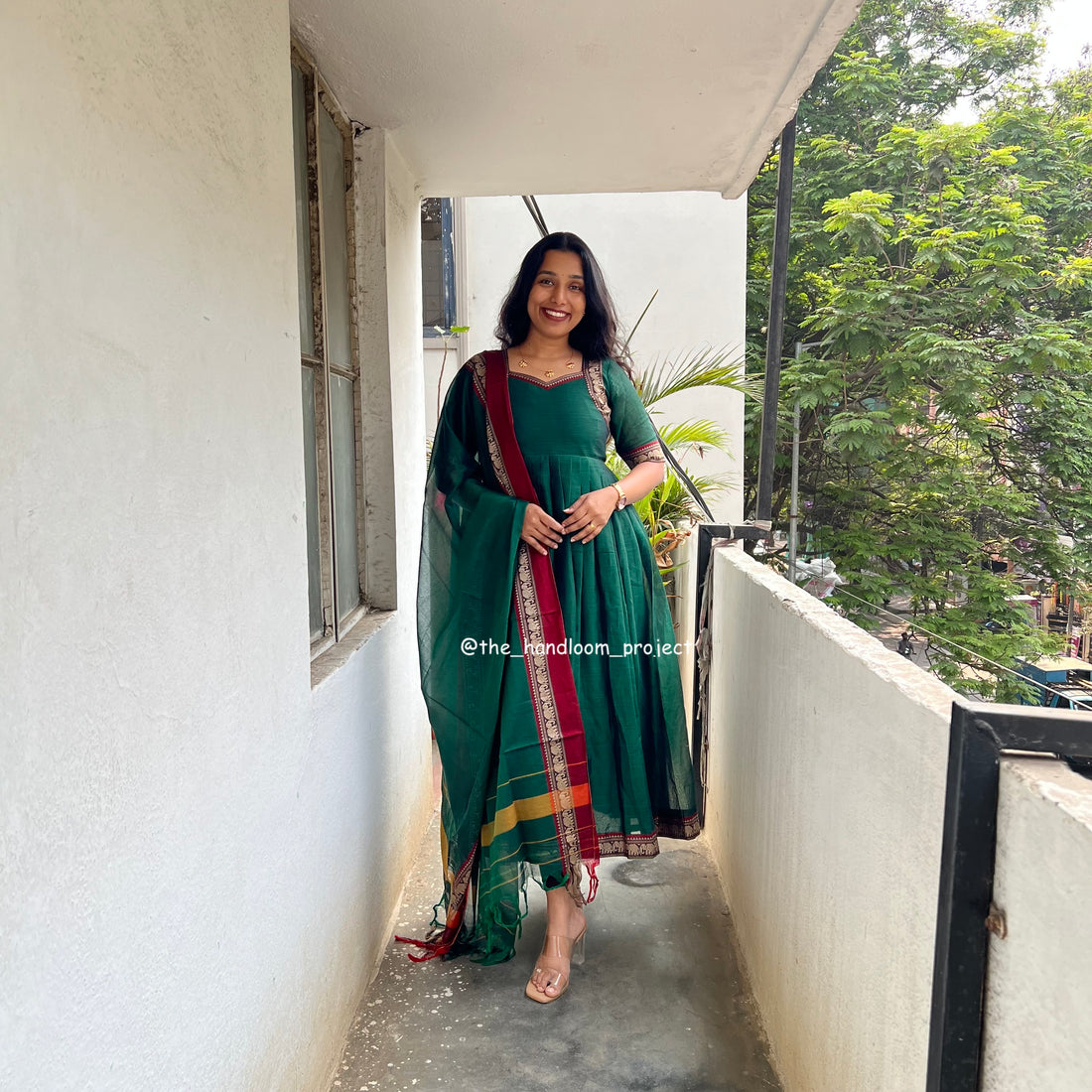 Dark green - mrida