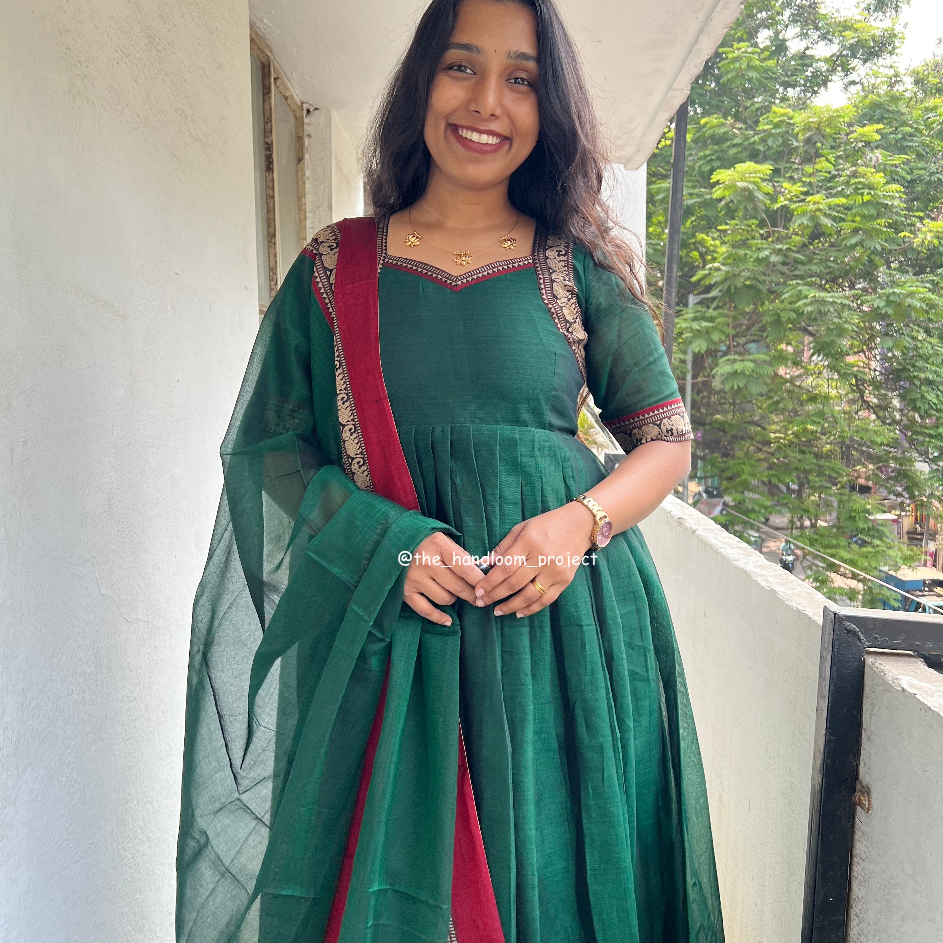 Dark green - mrida