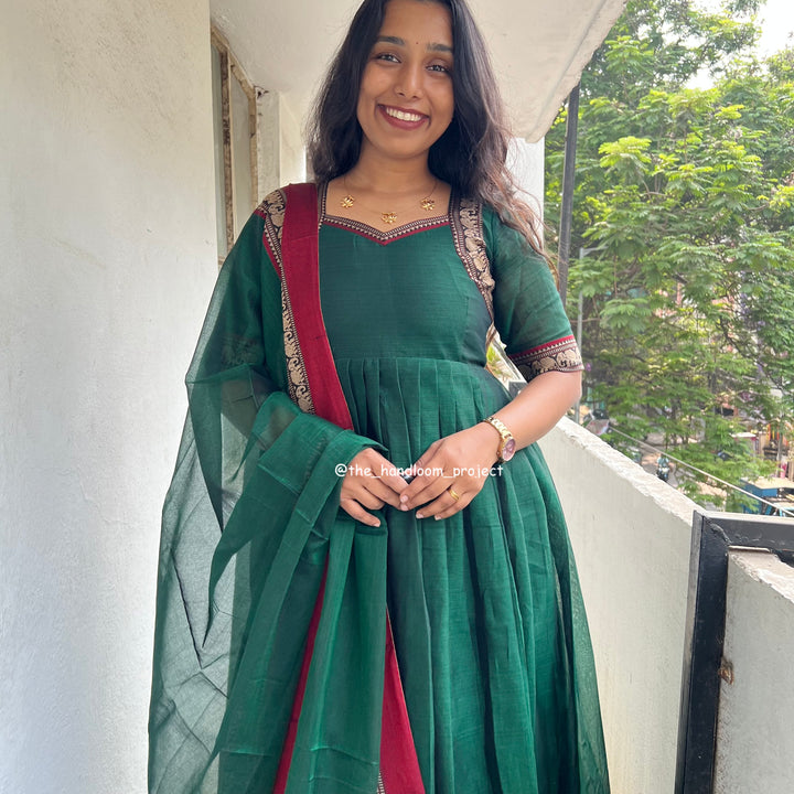 Dark green - mrida