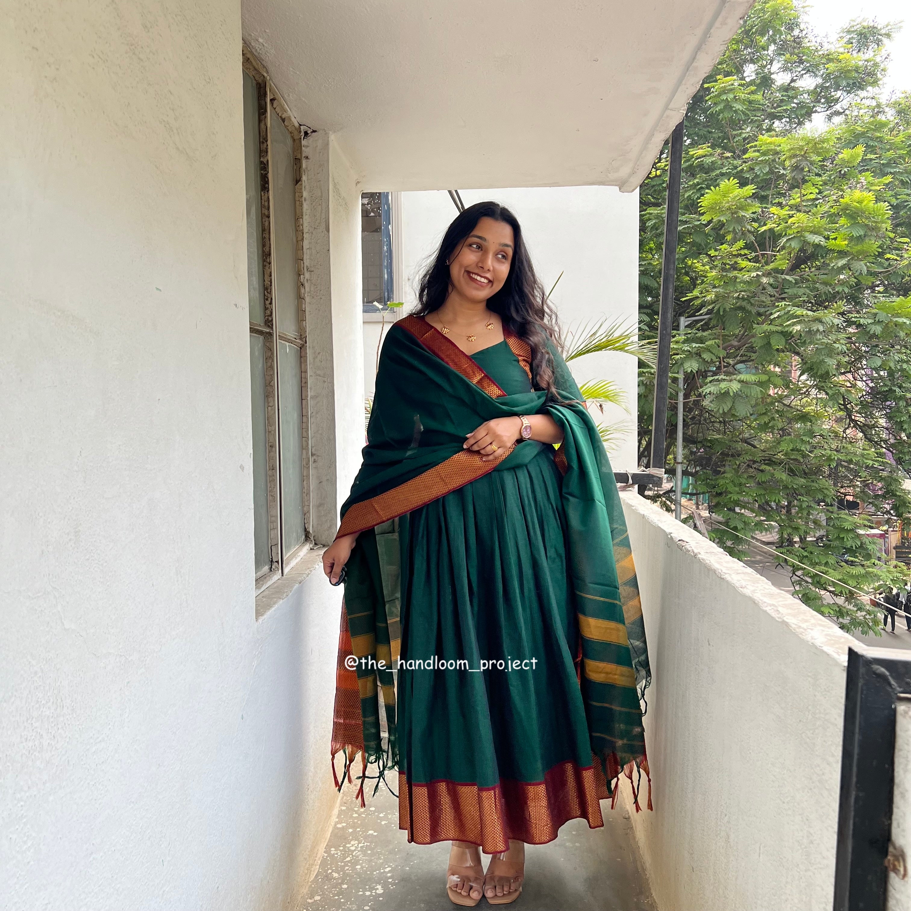 Dark green - dhara