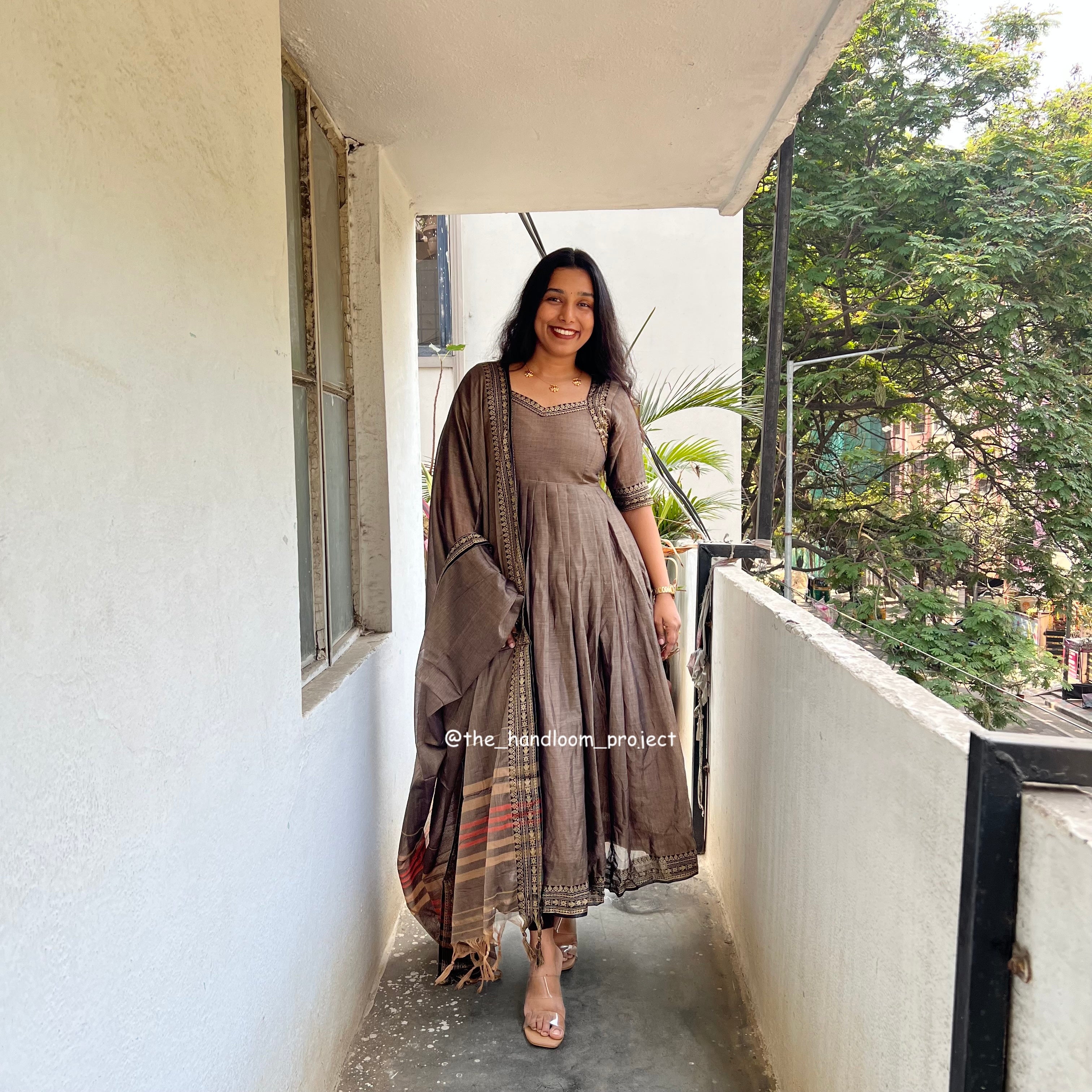 Walnut brown - mrida