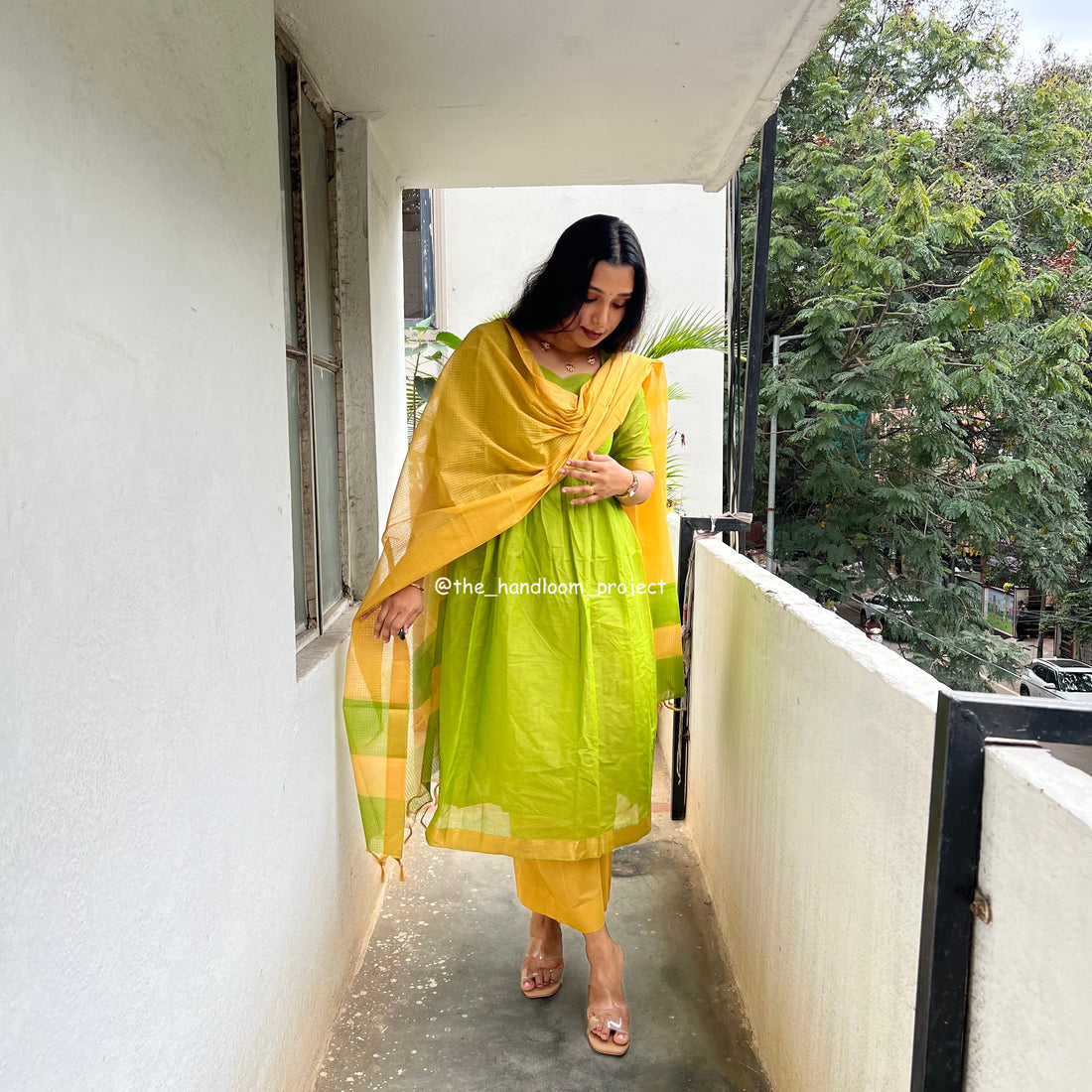 Parrot green yellow - mangalagiri