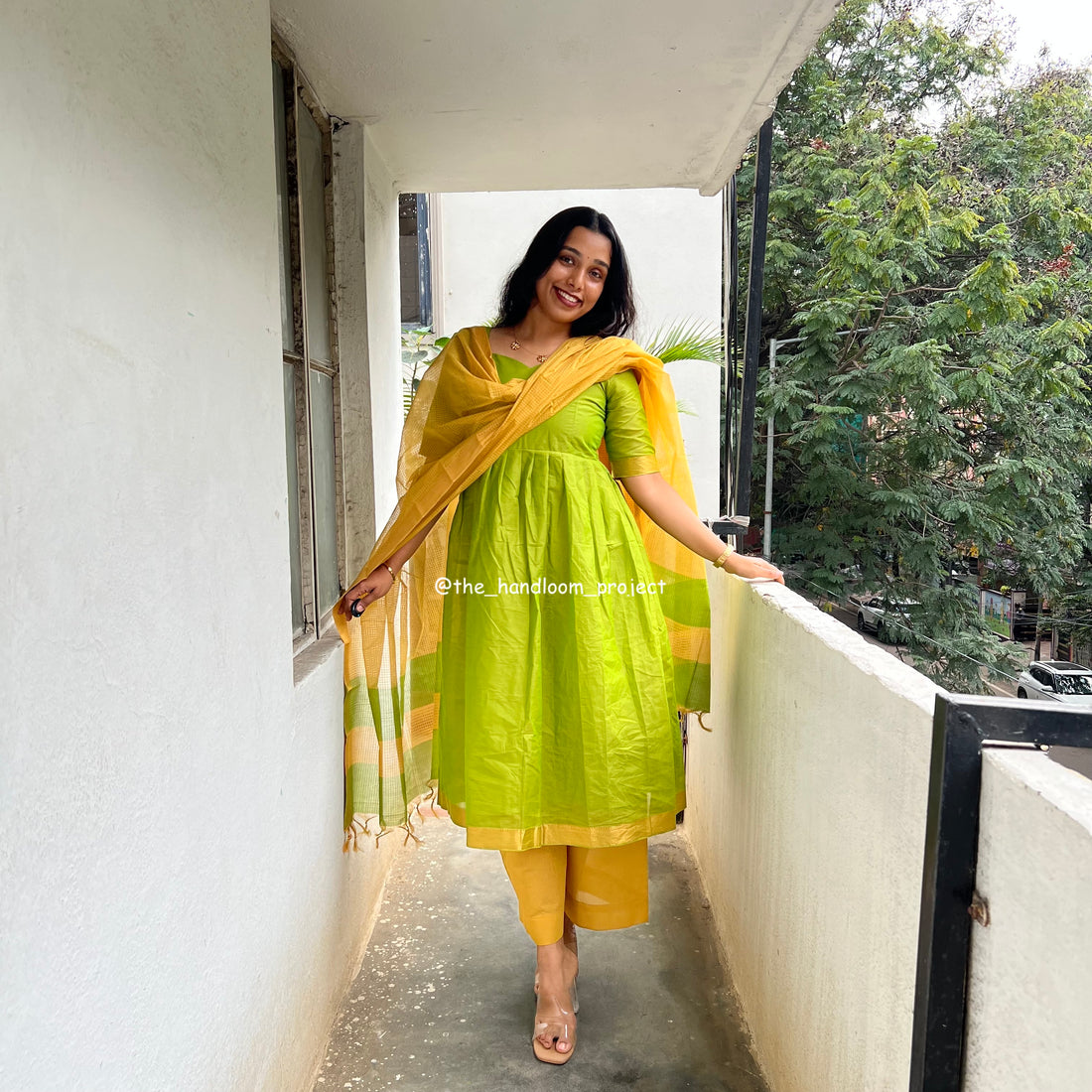 Parrot green yellow - mangalagiri