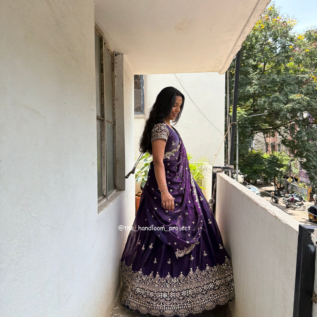 Violet mirrors