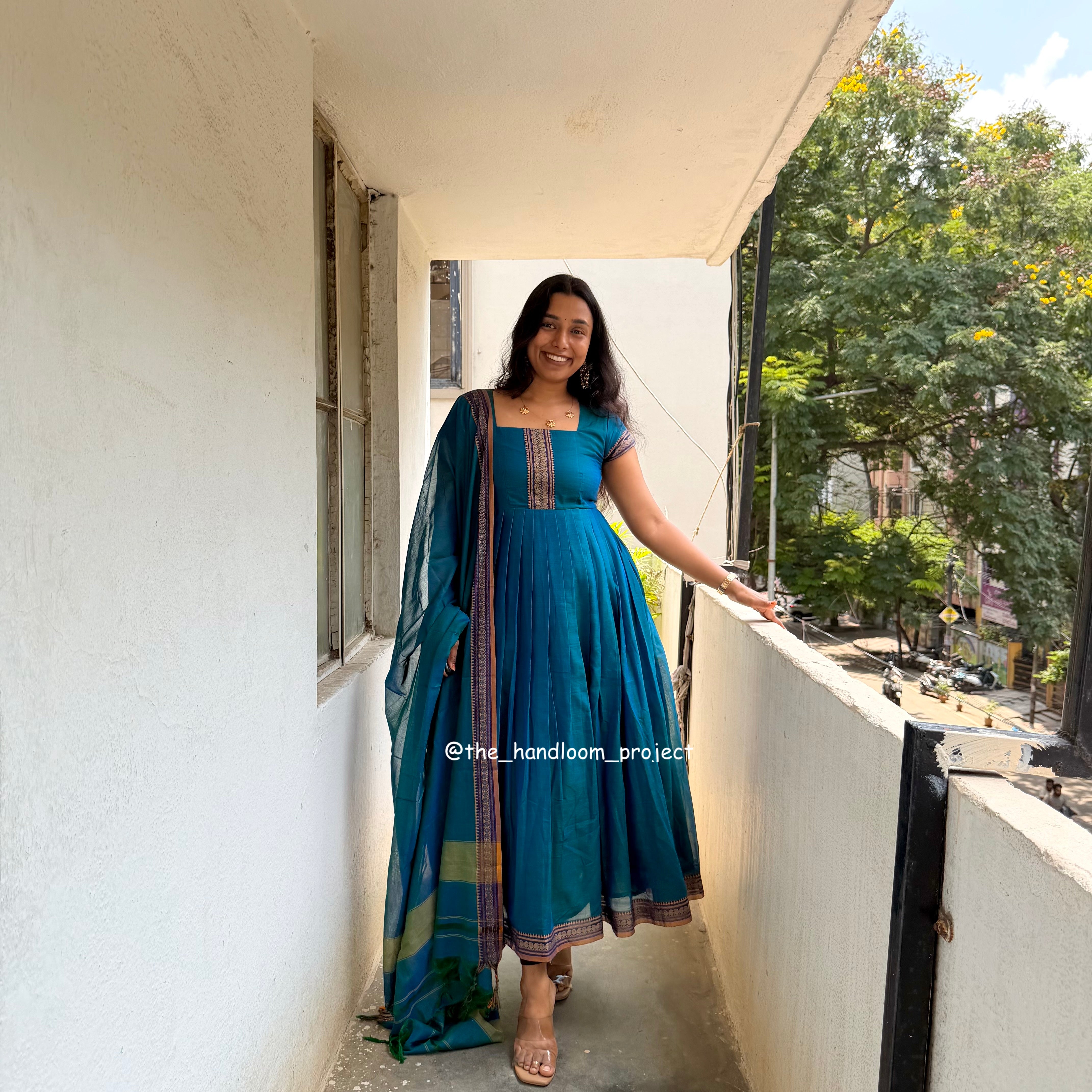 Peacock blue - mrida