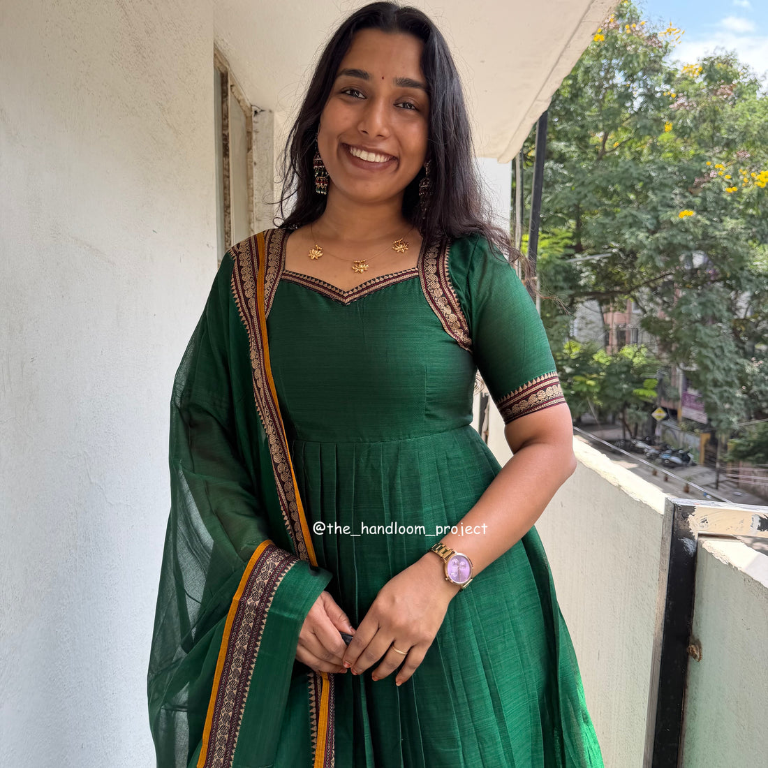 Dark green - mrida