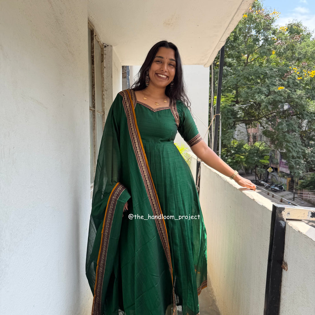 Dark green - mrida