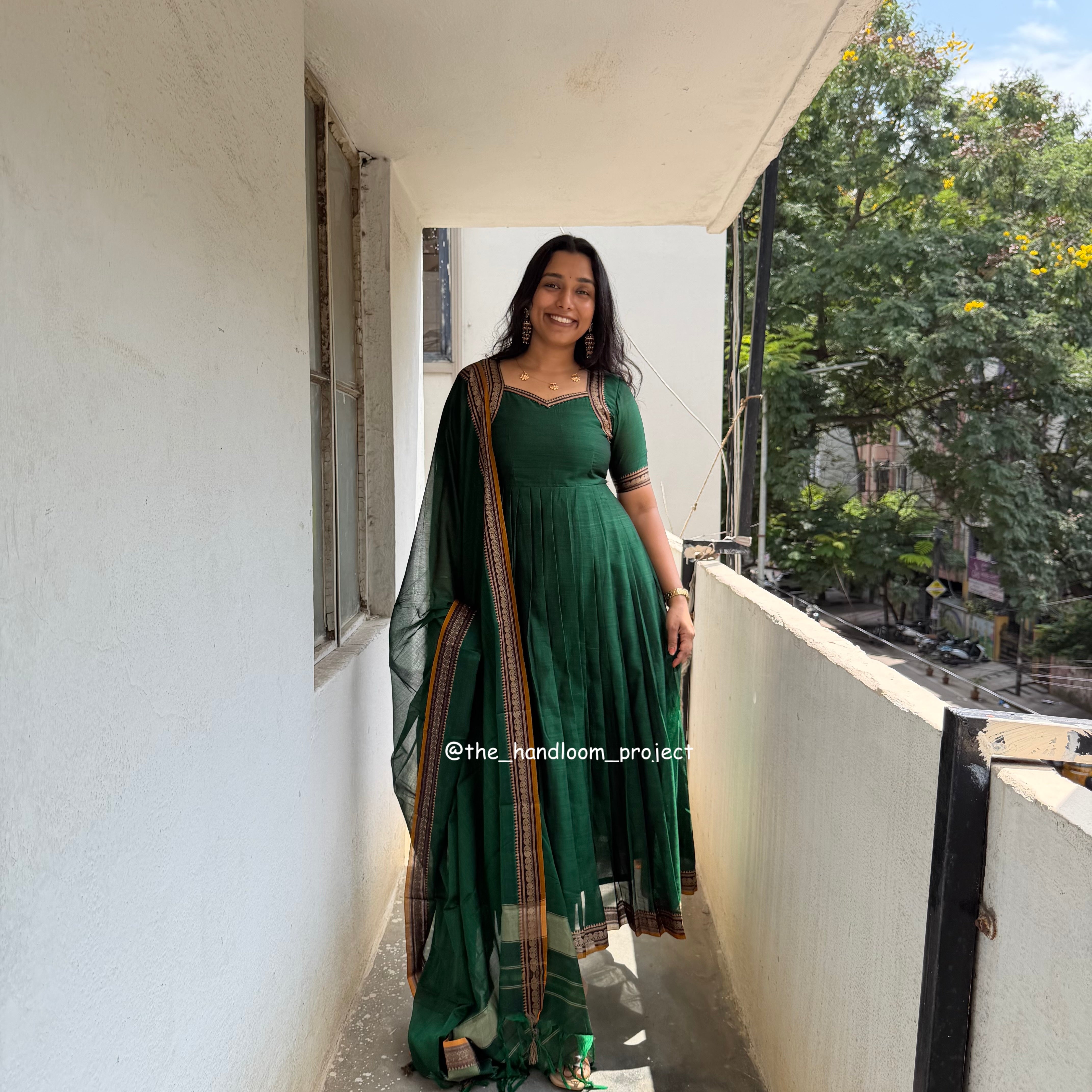 Dark green - mrida