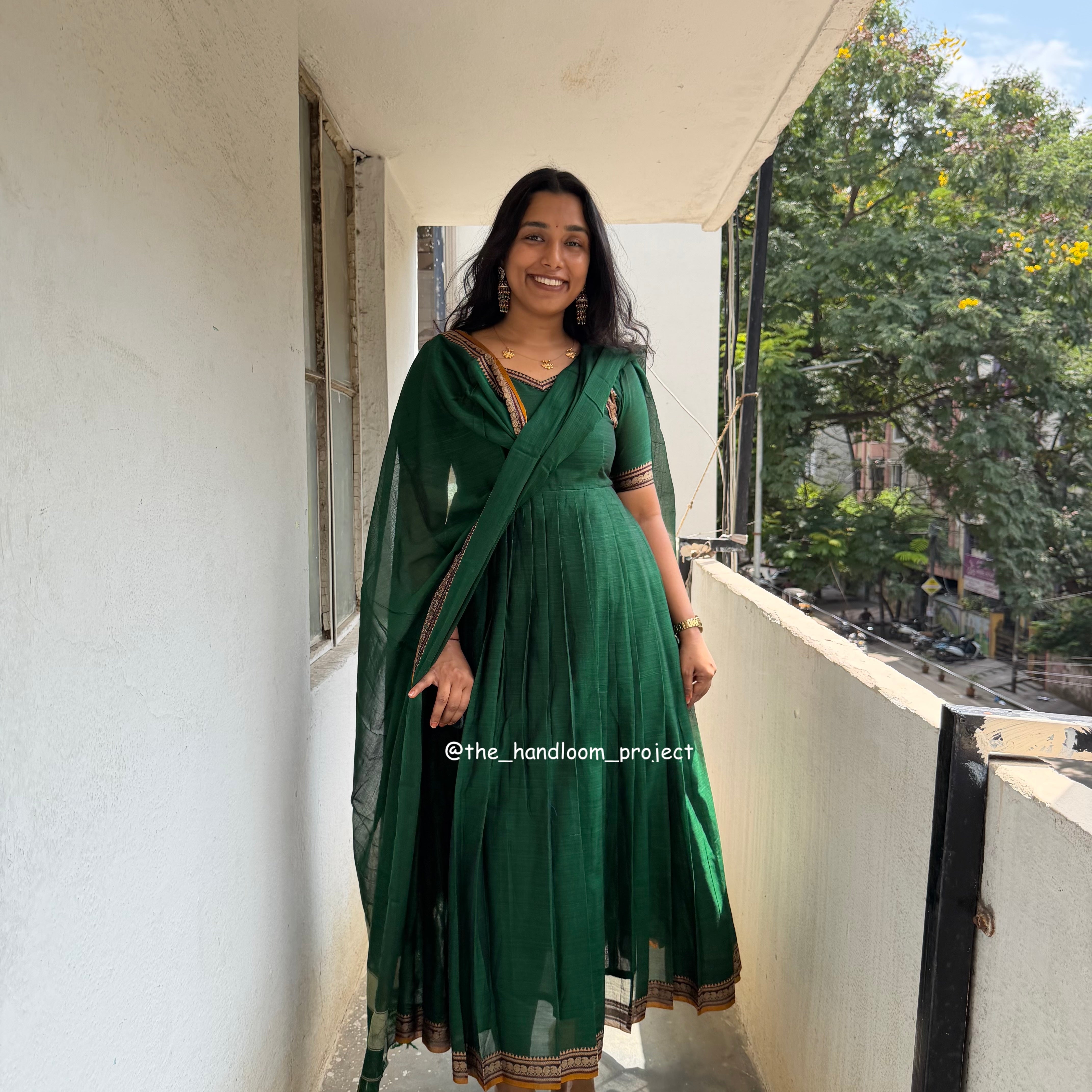Dark green - mrida