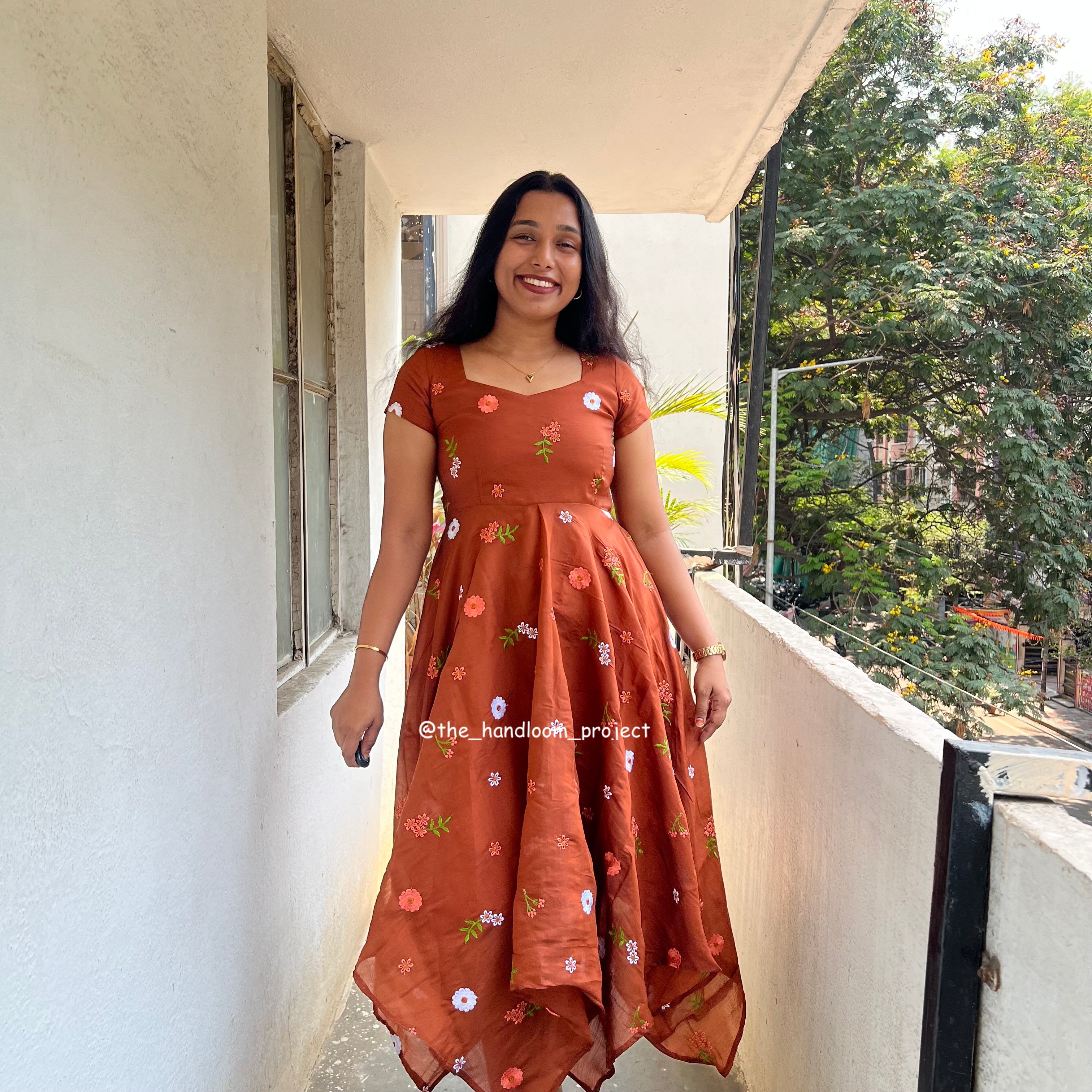 Brown - tarini