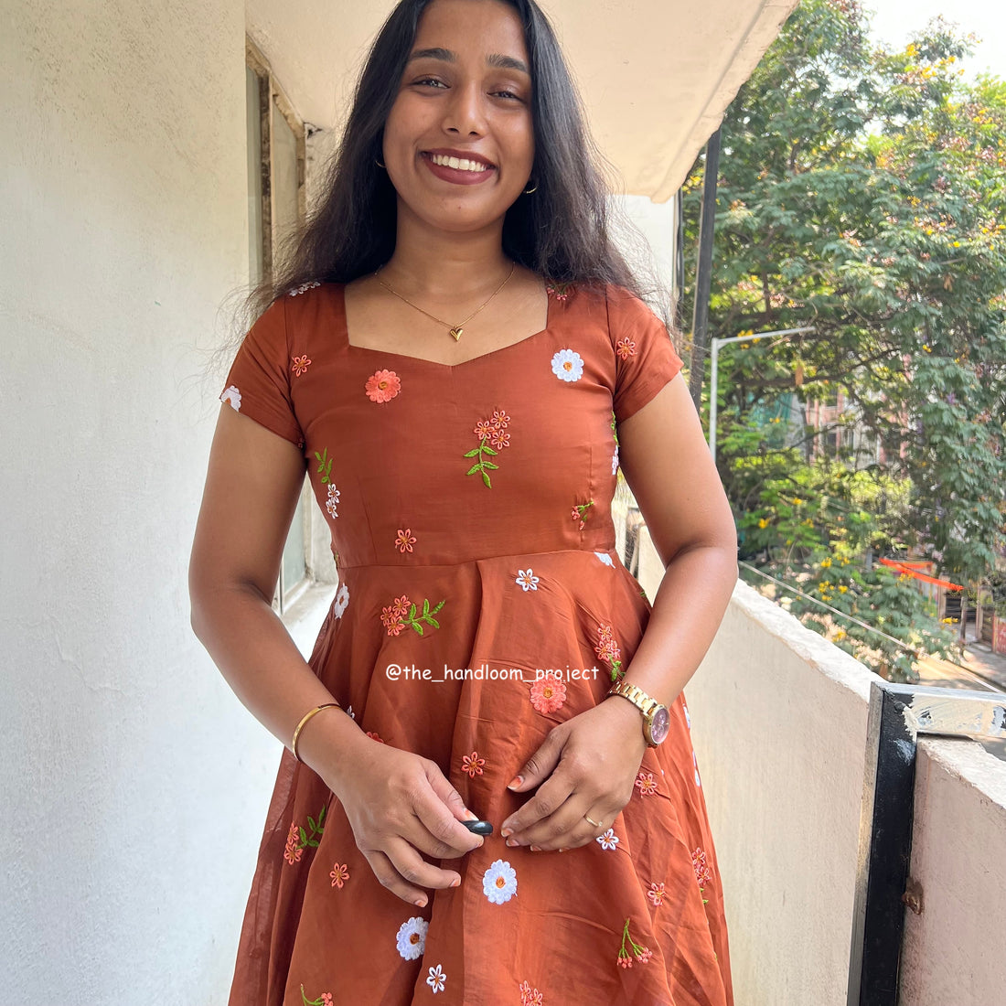 Brown - tarini